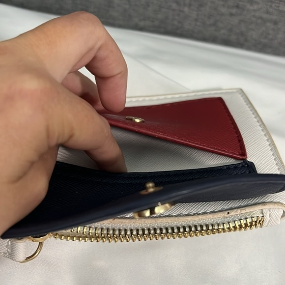 Red Crocodile Wallet - Picture 4 of 4